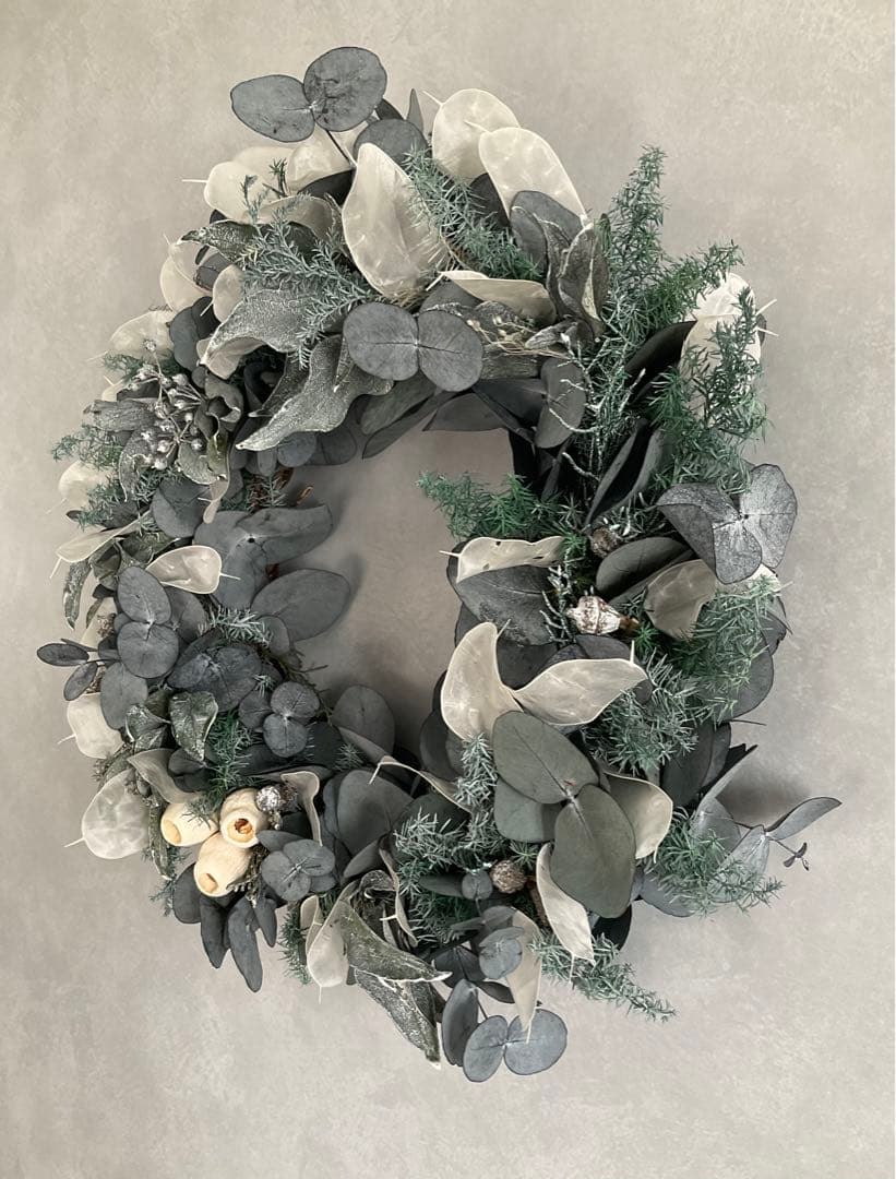 リース⚪︎solemn