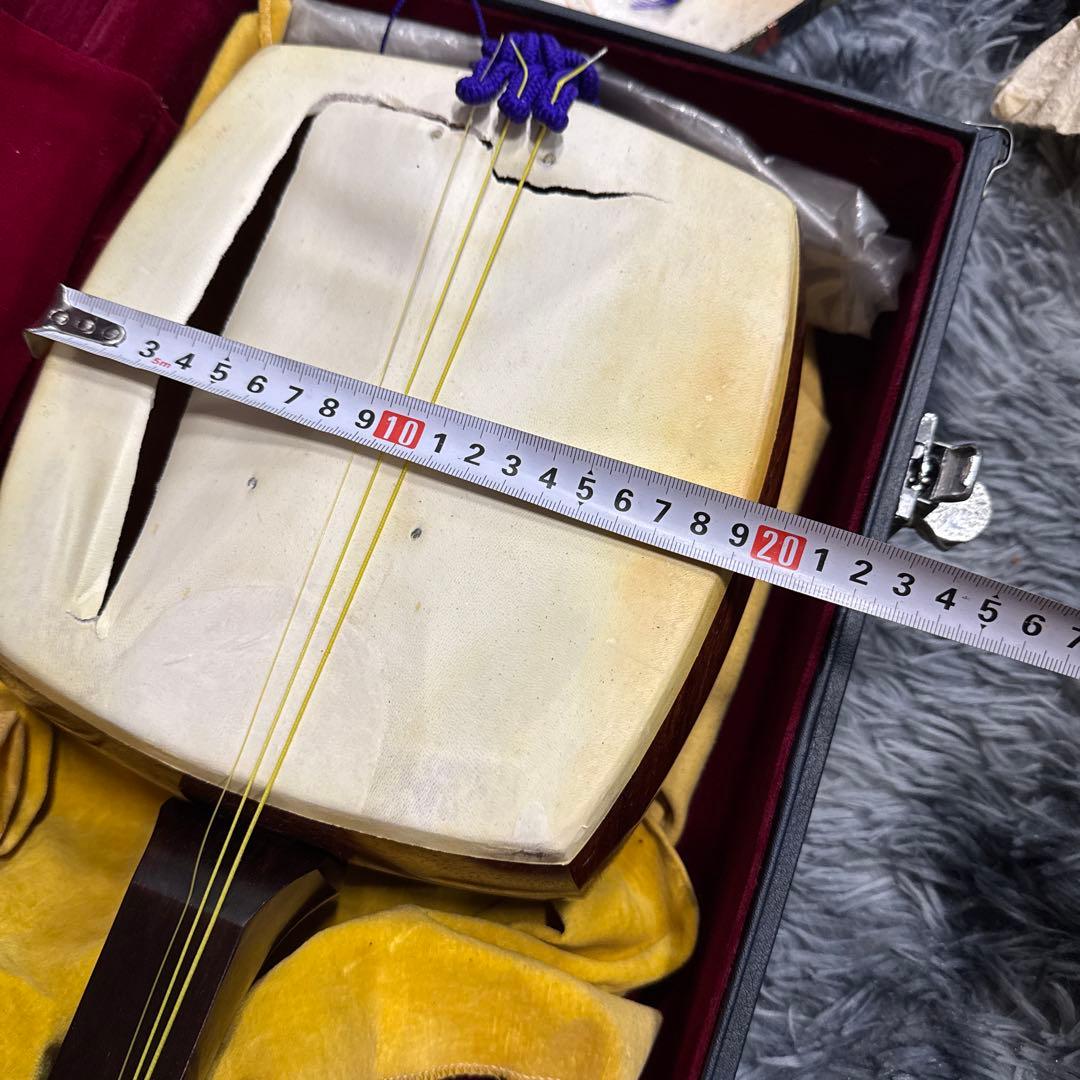 和楽器 三味線 弦楽器 鼈甲撥 天然素材 金細 綾杉胴 金具k9