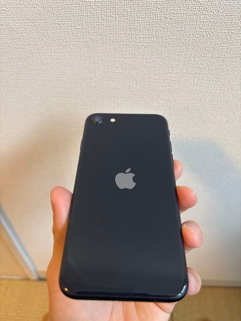 iPhoneSE3 ブラック 128GB