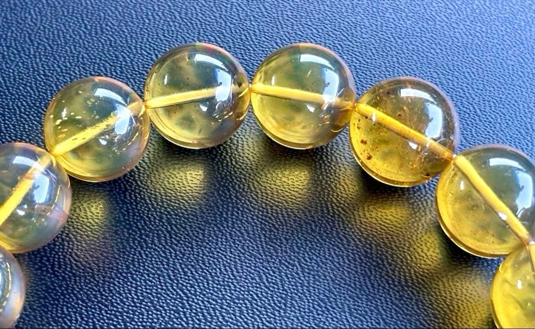 夢幻品質　時空を超越した奇跡の逸品　幻の天然ロイヤルブルーアンバー　ドミニカ産