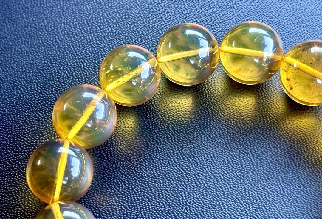 夢幻品質　時空を超越した奇跡の逸品　幻の天然ロイヤルブルーアンバー　ドミニカ産