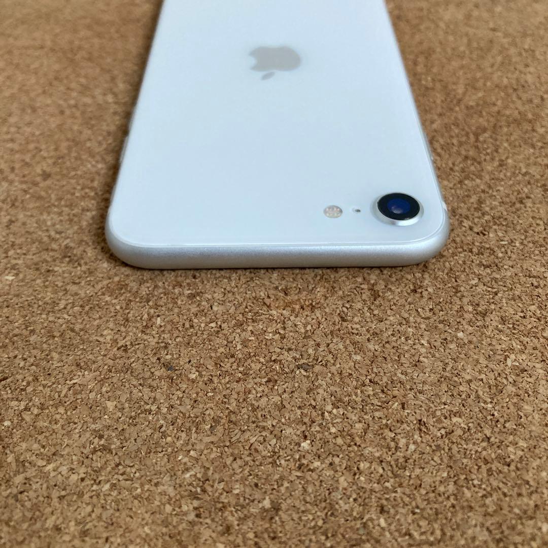 4141【早い者勝ち】電池新品☆iPhoneSE2 64GB SIMフリー☆