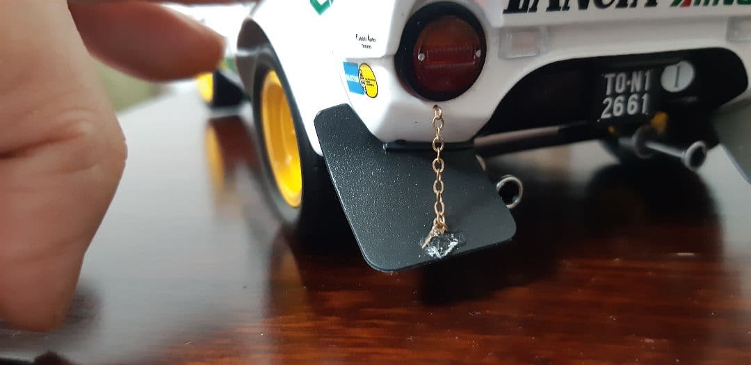 京商18分の1ミニカー ランチアストラトス　　アリタリア-カラー