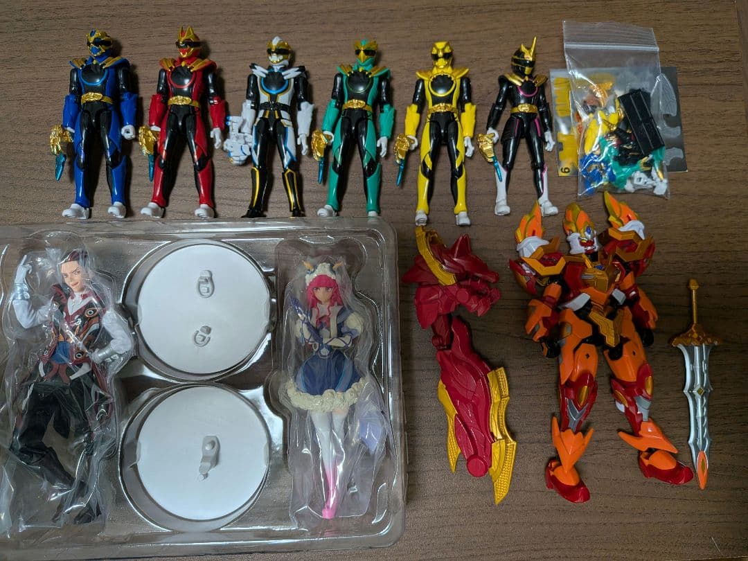 フィギュアヒーロー＆勇動ゴジュウジャー＆ミニプラセット