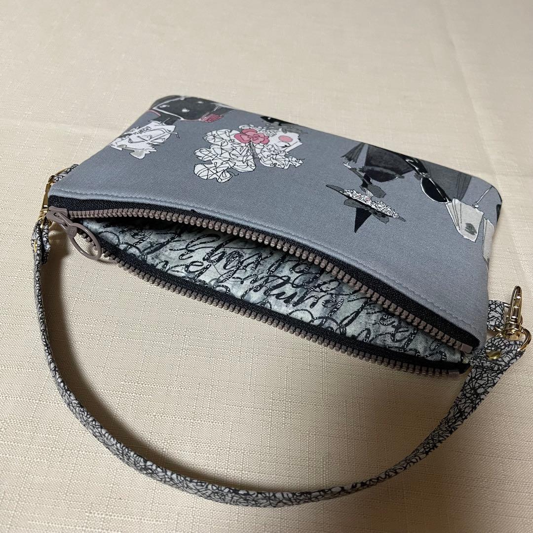 ♡20㎝ファスナー多目的ポーチ♡ハンドメイド　アレキサンダーヘンリー