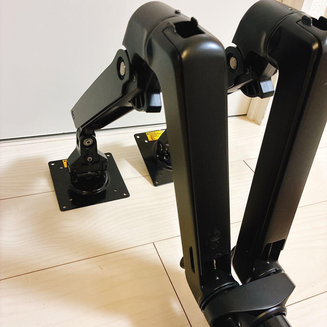 Amazonベーシック モニターアーム デュアル-ディスプレイタイプ 32インチ