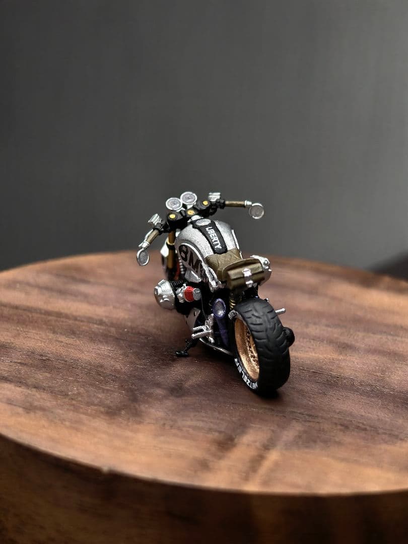 1/64  カフェレーサー バイクカスタム｜LIBERTY WALK風