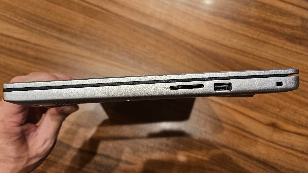 Windowsノート本体 DELL Inspiron14 Corei5 16GB SSD256GB+HDD