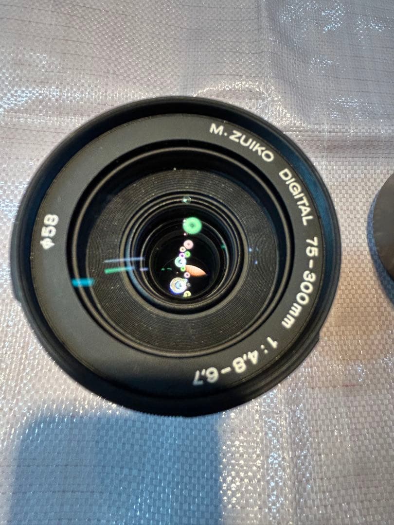 OM SYSTEM ED75-300mm F4.8-6.7Ⅱズームレンズ