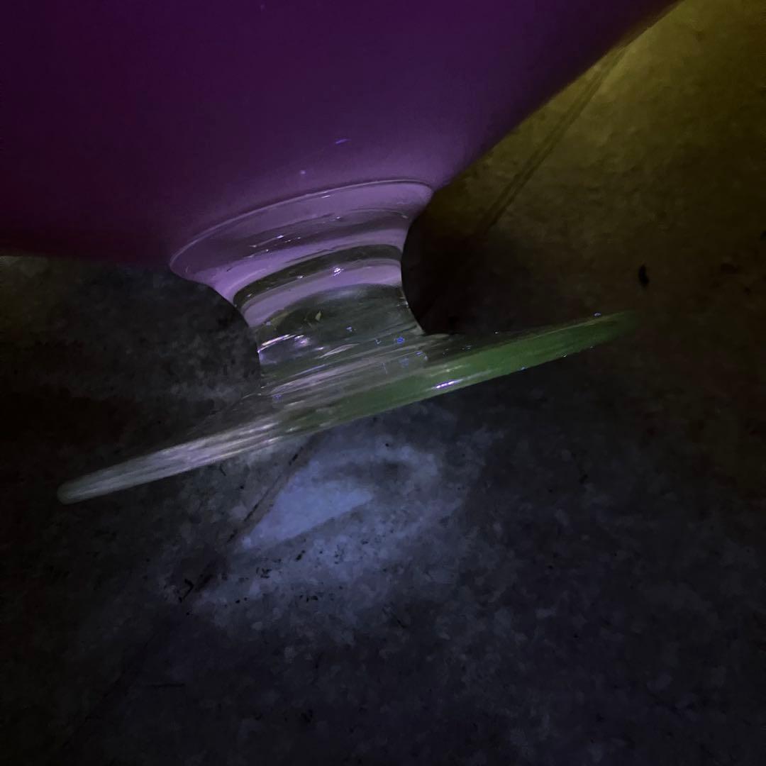 ウラン　赤乳白　コンポート　レトロ　赤　ガラスコンポート　気泡入り　皿　大皿