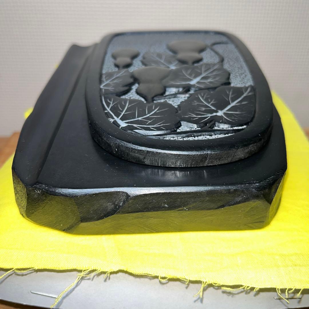 ⭕️雄勝硯　蓋付瓢箪彫刻硯　遠藤弘行　筆置き付き　手間多い　蓋の瓢箪が美しい　硯