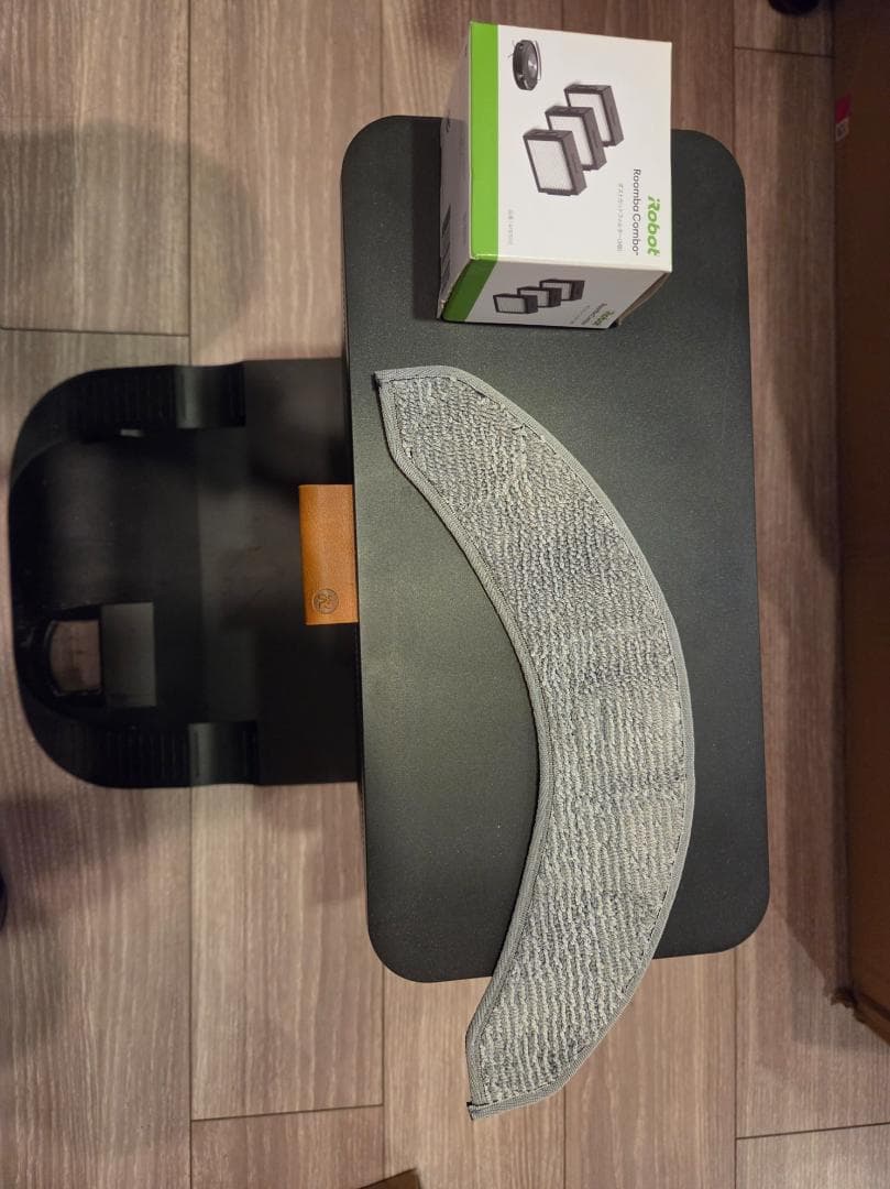 ロボット掃除機 irobot roomba j7+ 本体と消耗品