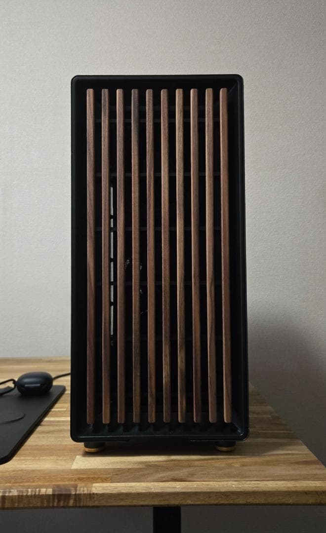 Fractal Design North 自作 PC