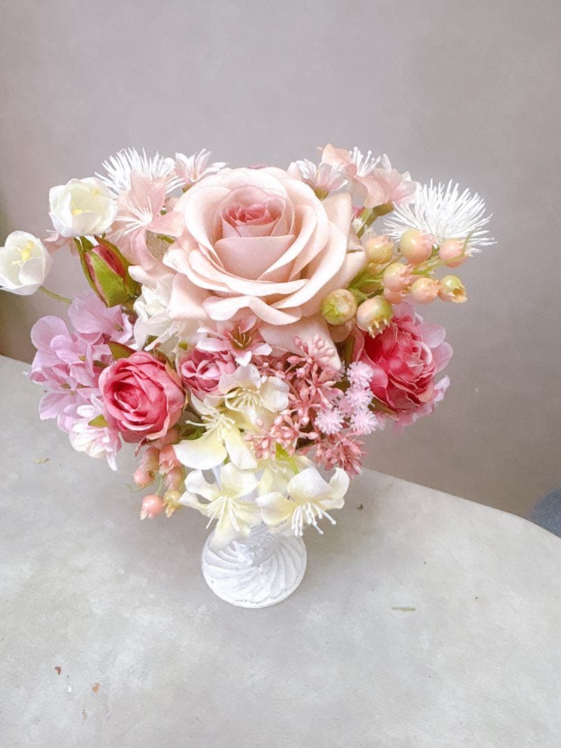 ピンク系 造花　フラワーアレンジメント 小サイズ　アーティフィシャルフラワー