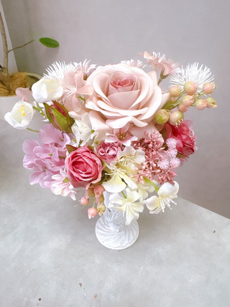 ピンク系 造花　フラワーアレンジメント 小サイズ　アーティフィシャルフラワー