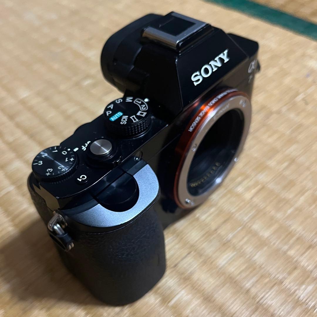 【SONY α7 ミラーレスカメラ】本体 充電器 バッテリー×2
