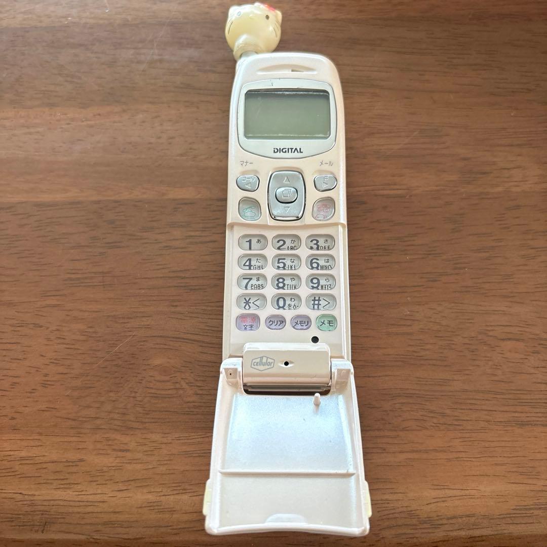 キティ　ガラケー　セルラー　携帯