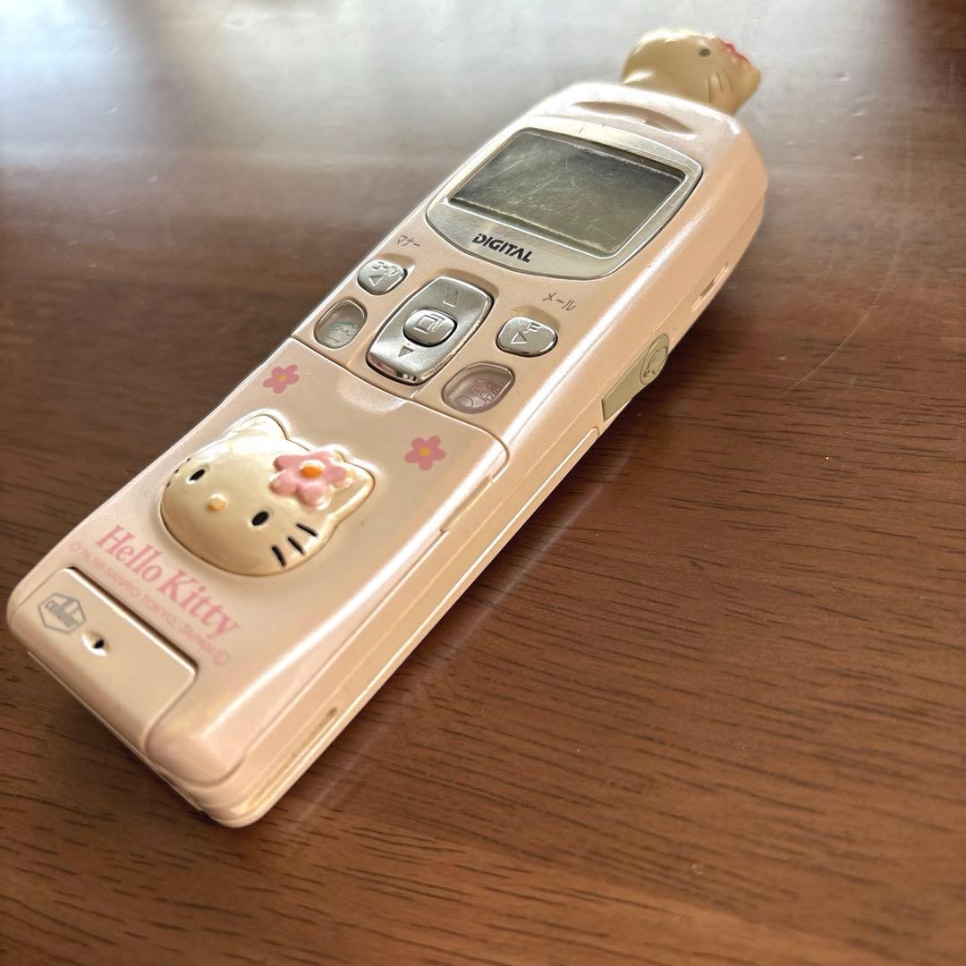 キティ　ガラケー　セルラー　携帯