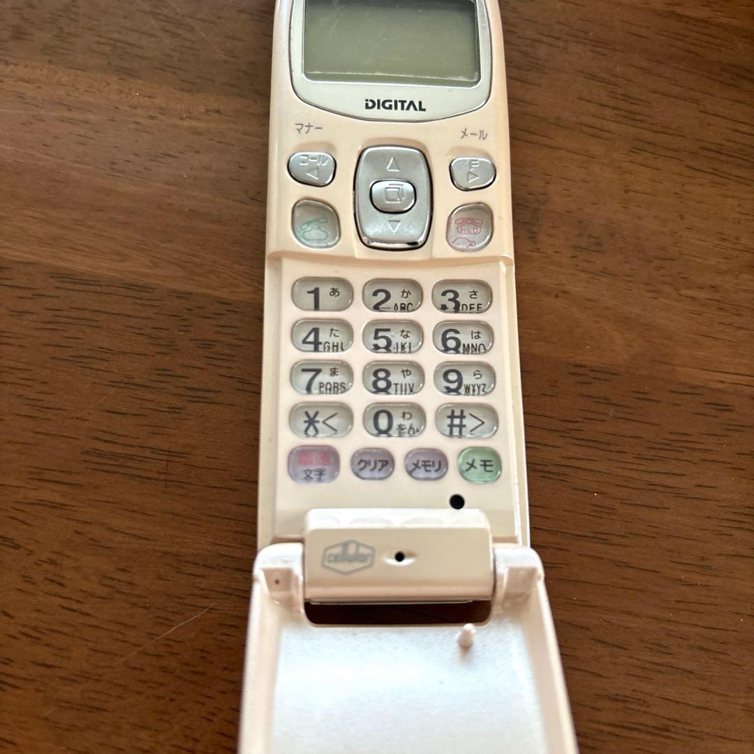 キティ　ガラケー　セルラー　携帯