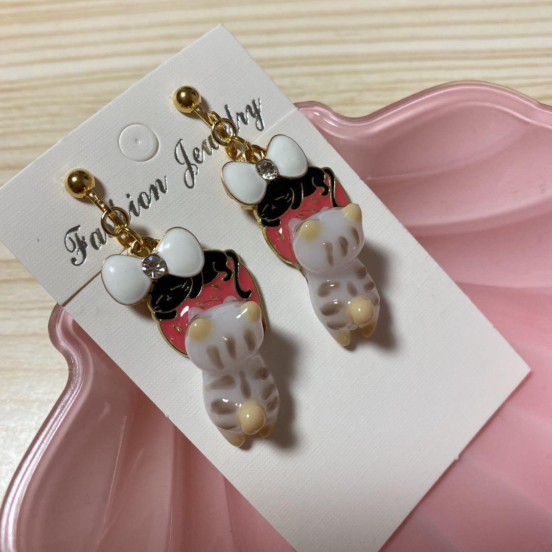 ☆苺ネコと茶しまネコちゃんイヤリング☆