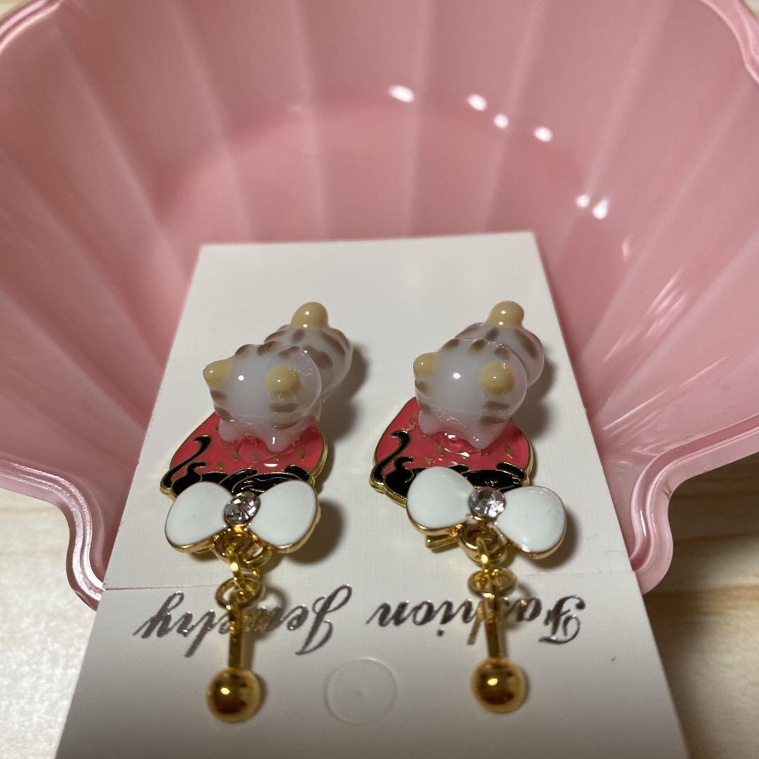 ☆苺ネコと茶しまネコちゃんイヤリング☆