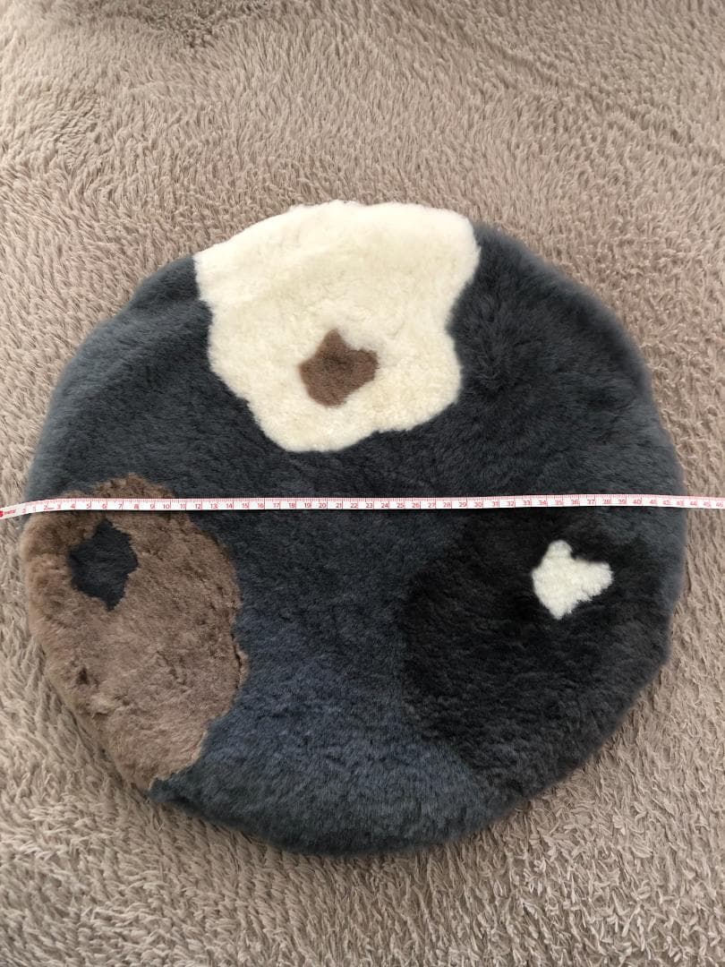 じぶんまくら　ムートン　座布団　【未使用品】