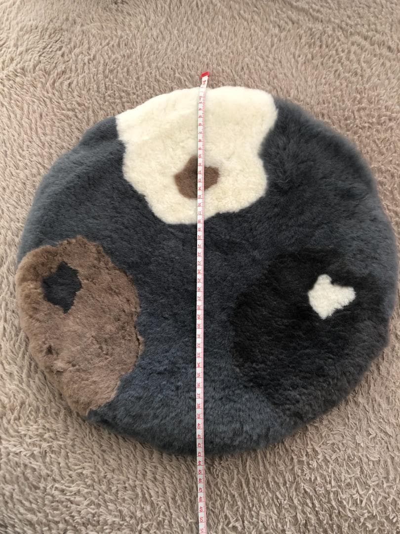 じぶんまくら　ムートン　座布団　【未使用品】