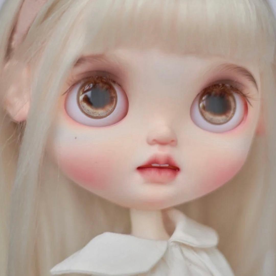 カスタムブライス 海外作家様 ドール 人形 かわいい 幼い ナチュラルメイク