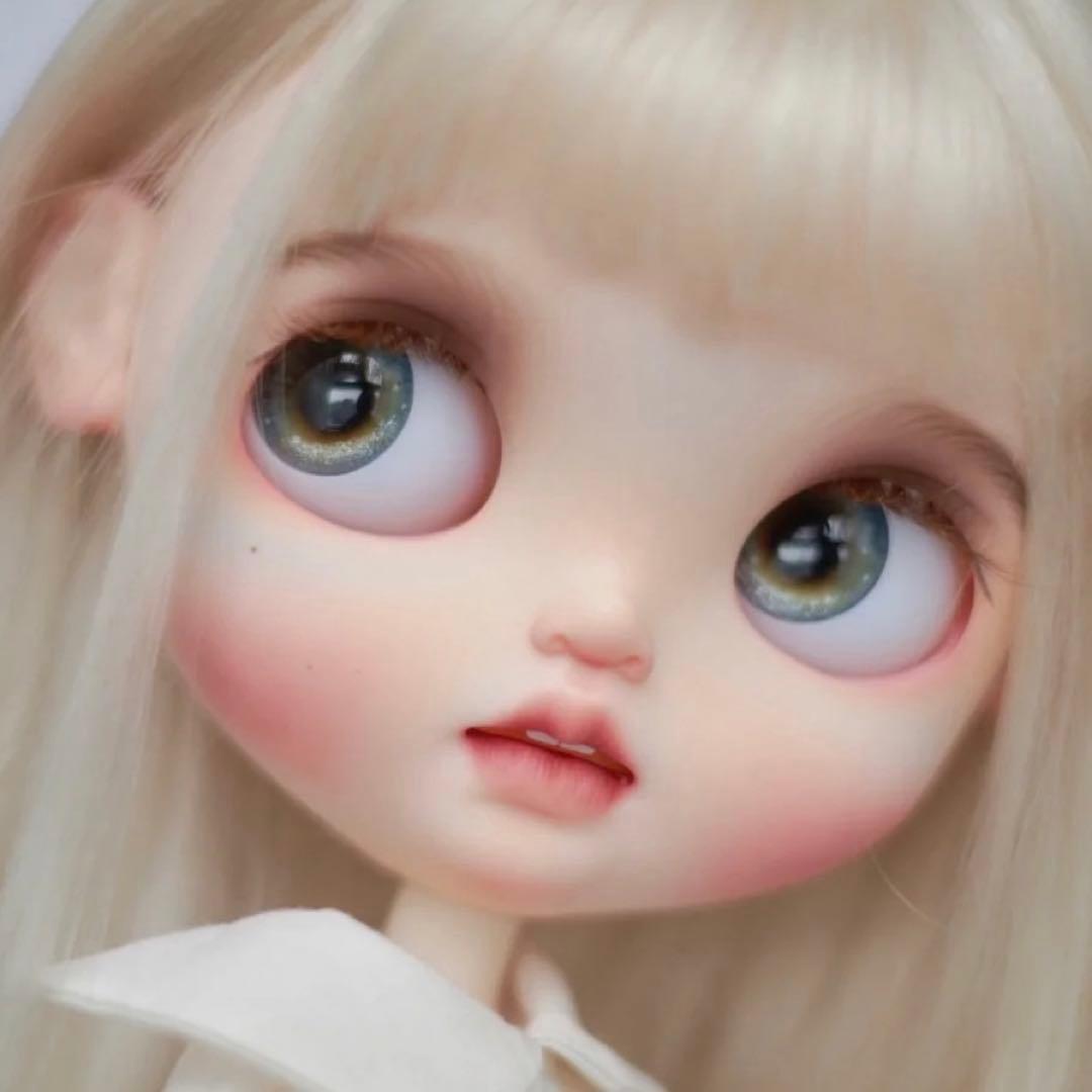 カスタムブライス 海外作家様 ドール 人形 かわいい 幼い ナチュラルメイク