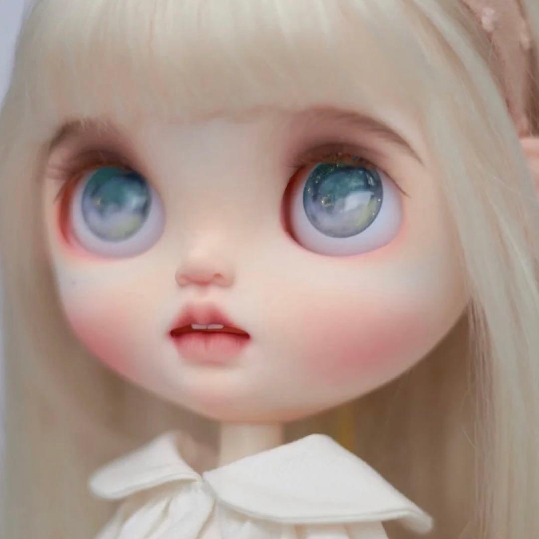 カスタムブライス 海外作家様 ドール 人形 かわいい 幼い ナチュラルメイク