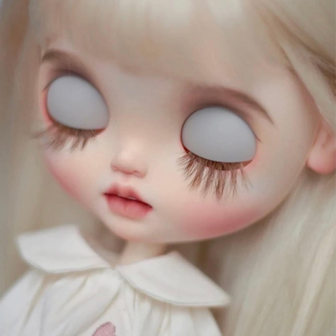 カスタムブライス 海外作家様 ドール 人形 かわいい 幼い ナチュラルメイク
