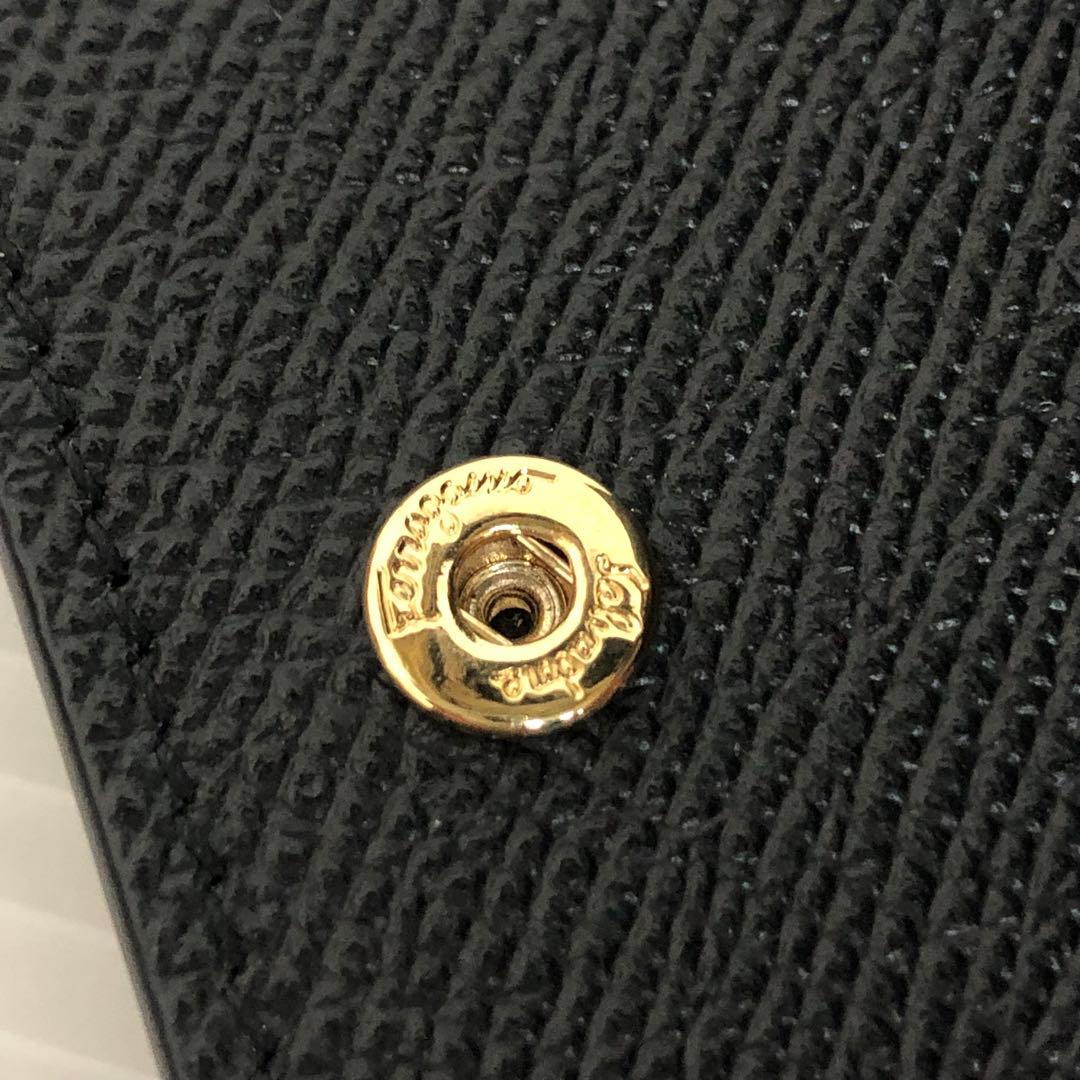 フェラガモ　ヴァラリボン　コンパクトウォレット　JL-22 D515