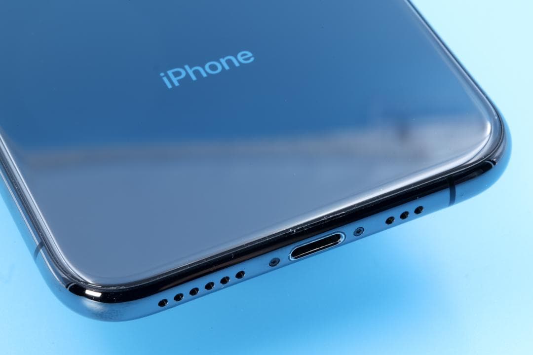 iPhoneXS 256GB スペースグレイ NTE02J（美品）