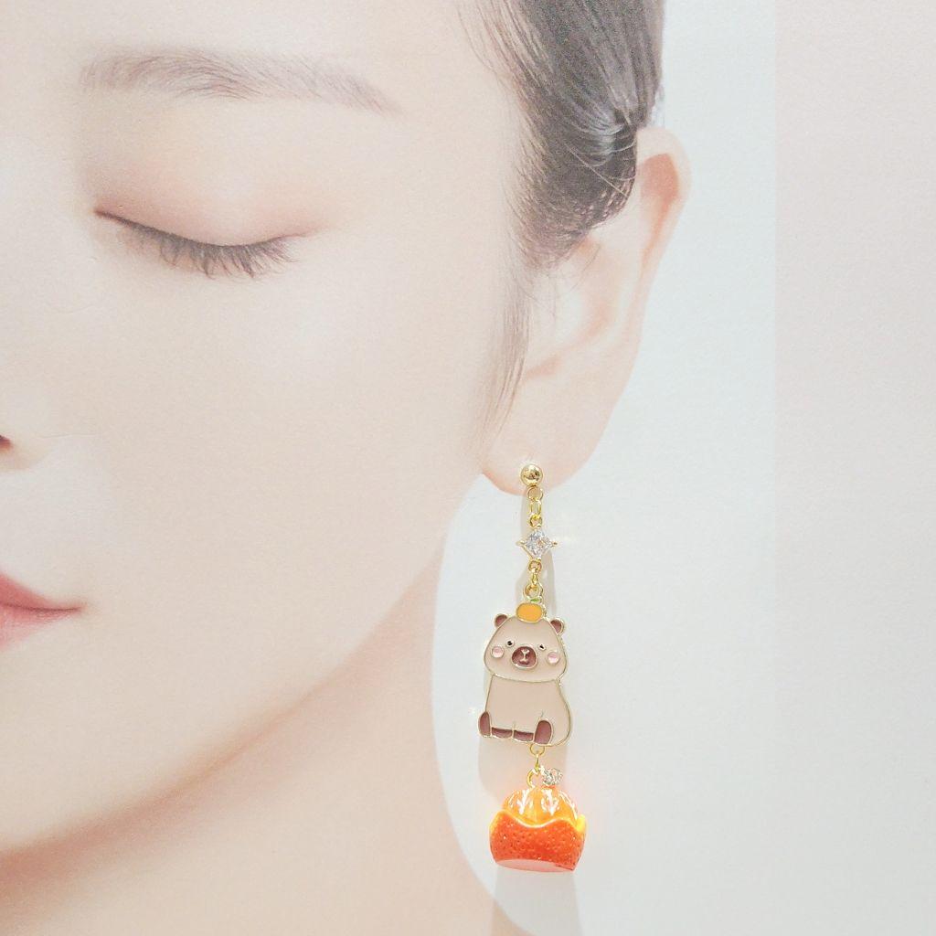 愛らしい♡みかん大好きカピバラちゃんとゆらゆら みかんのピアス♡
