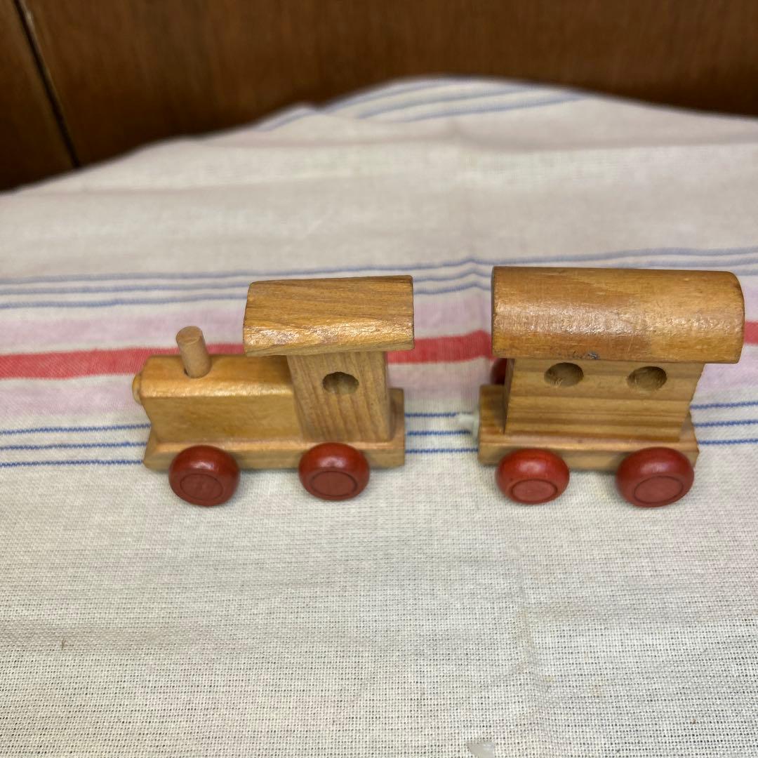 アメリカンカントリー木製トレー赤3枚セット木製の汽車とアルファべットオモチャ付き
