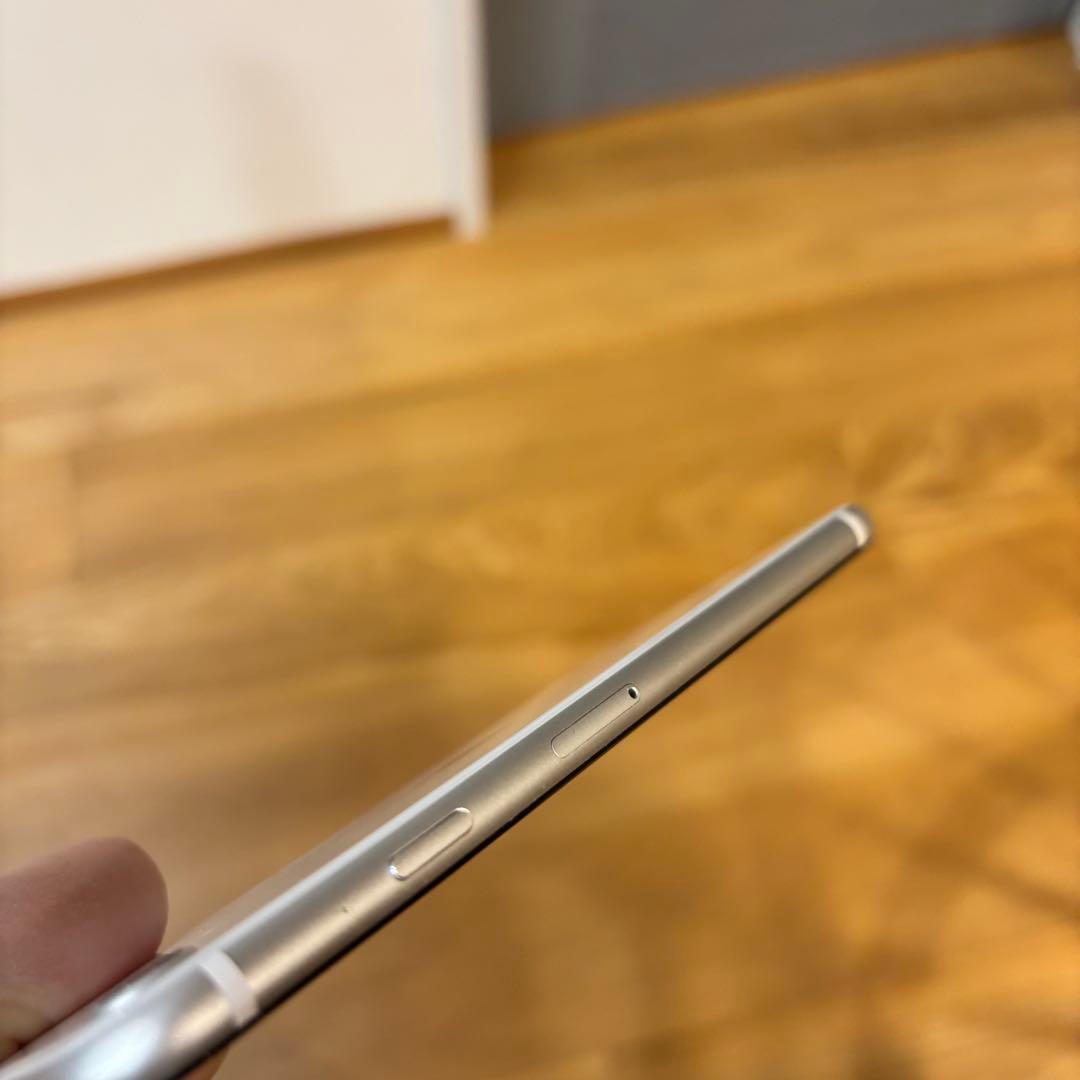 iPhone SE 第2世代 128GB SIMフリー iPhoneSE2 本体