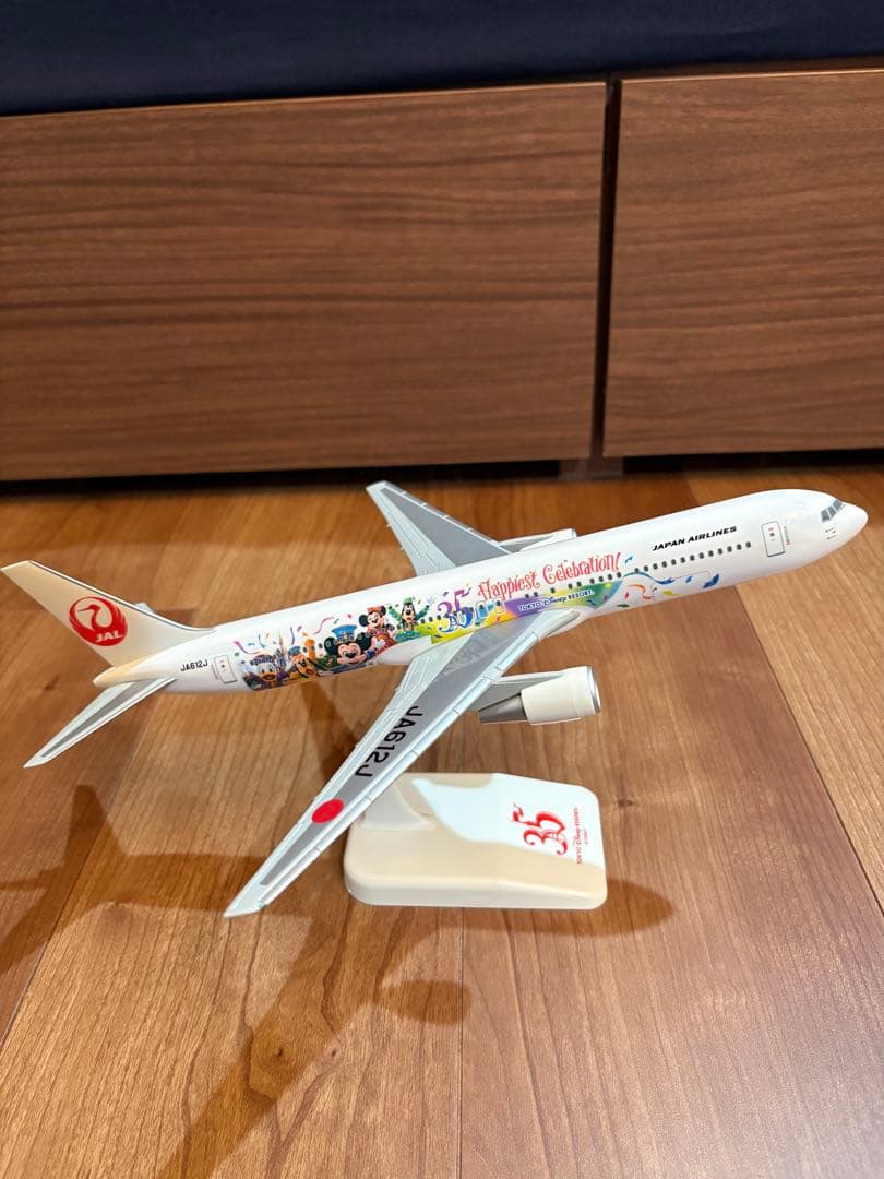 ディズニー　35周年　JAL モデルプレーン　1/200