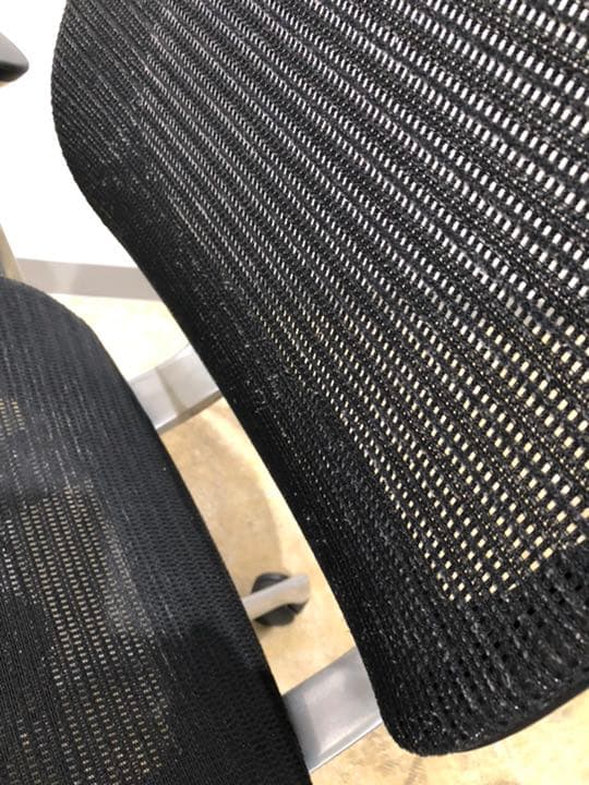 【最終値下げ】オカムラ製 Baron（バロン) ハイバック メッシュチェア