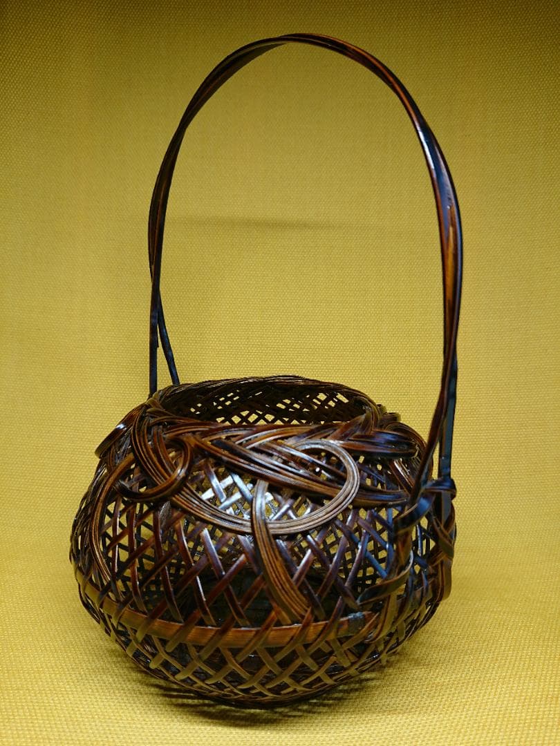 竹籠　花籠　花器　古竹細工　置物　インテリア　工芸品　美術品　A2545