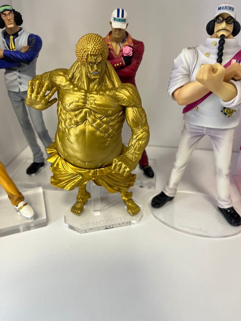 ワンピース　フィギュア　赤犬　青雉　黄猿　センゴク　ガープ