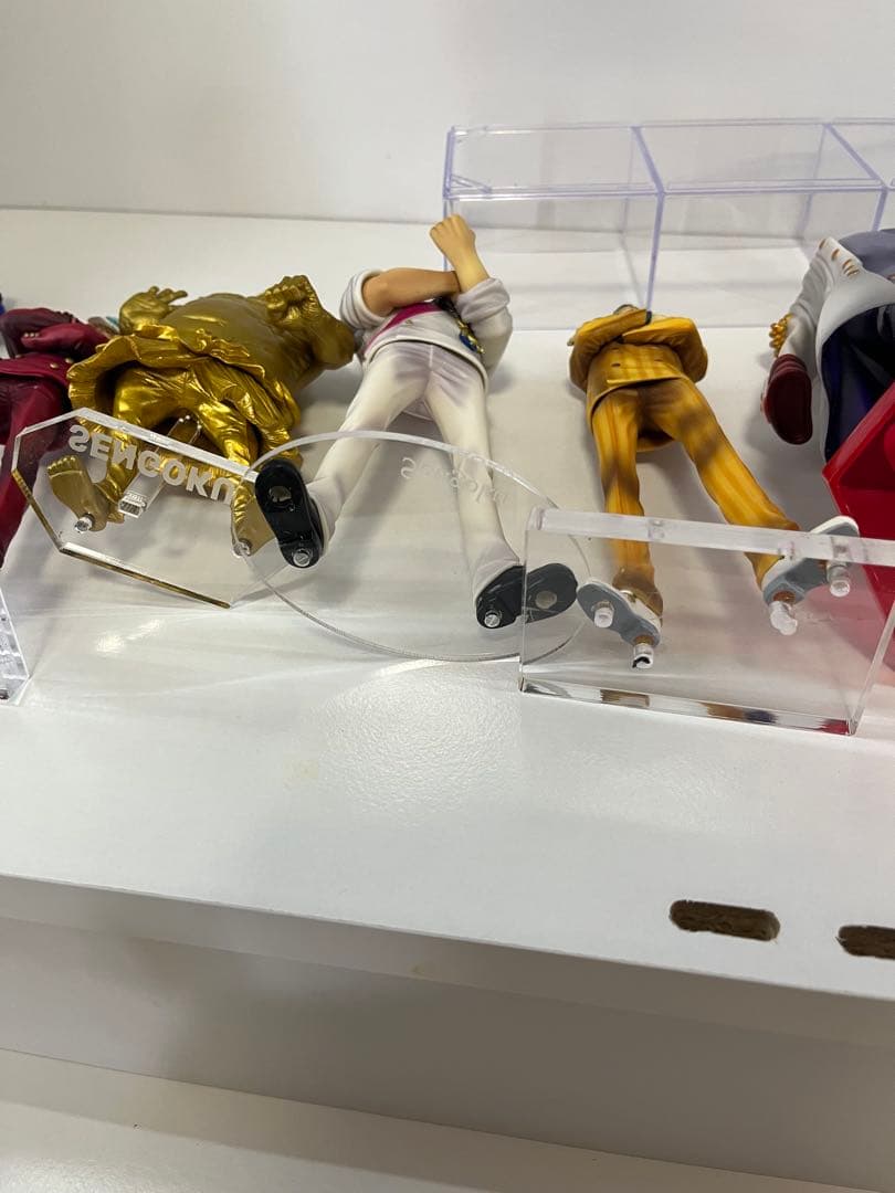 ワンピース　フィギュア　赤犬　青雉　黄猿　センゴク　ガープ