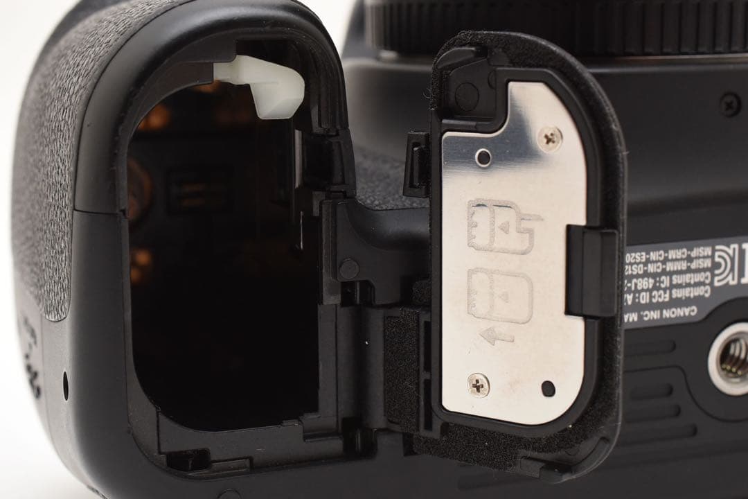 Canon EOS 80D標準レンズセット/Canon 75-300mm