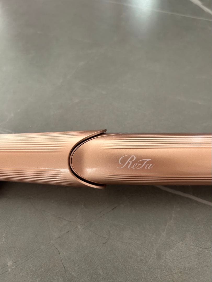 マ*ダ様 リファ　ビューティック　フィンガーアイロン