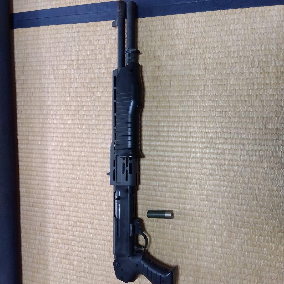 マルイ　スパス12　絶版（ソフトケース付）