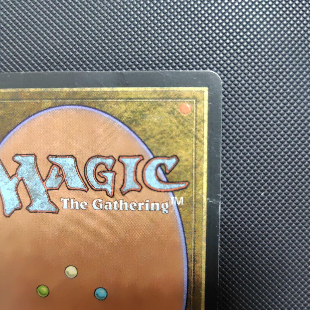 古えの墳墓　1枚