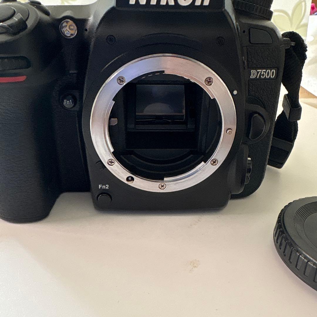 よ*1様 Nikon D7500 デジタル一眼レフカメラ 本体