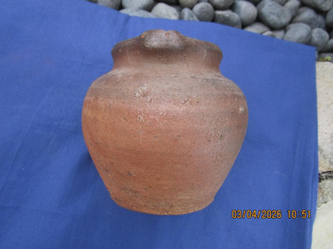 古備前　お歯黒壺　花器　うずくまる　花瓶　1個