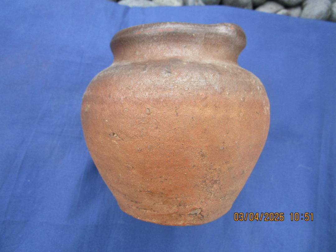 古備前　お歯黒壺　花器　うずくまる　花瓶　1個