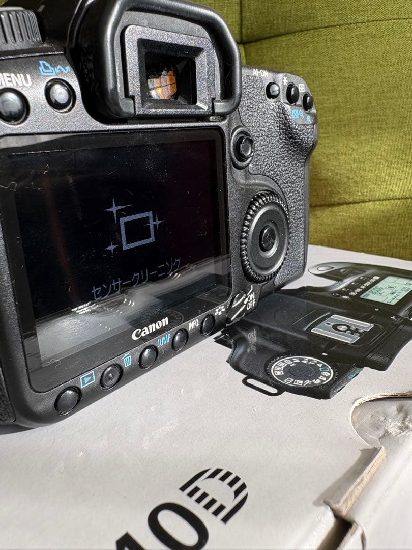 キャノン　一眼レフカメラ　EOS40D