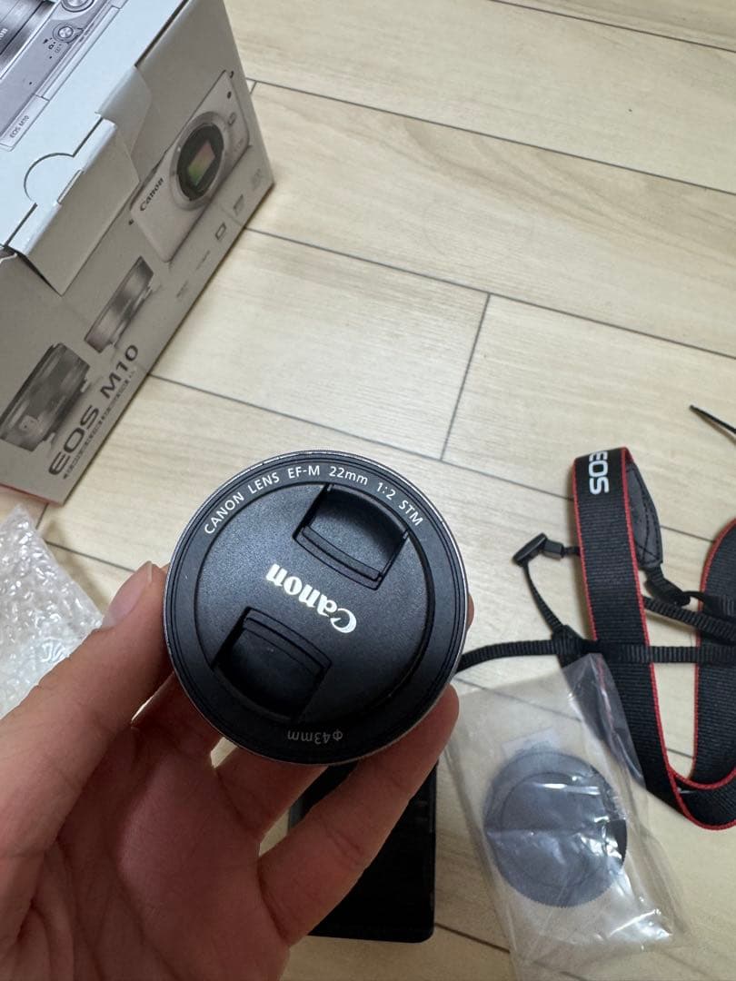 Canon EOS M10 ホワイト EF-M15-45 IS STM